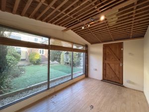 Photo 13- click for photo gallery